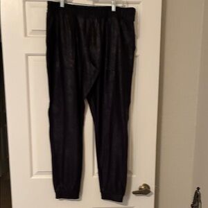 LadiesBlack Pants
